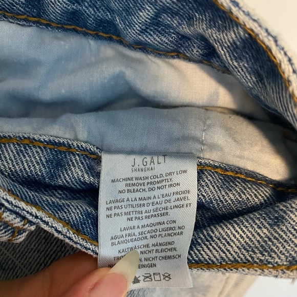 John Galt straight leg, low rise, light wash jeans (M) - Picture 3 of 4